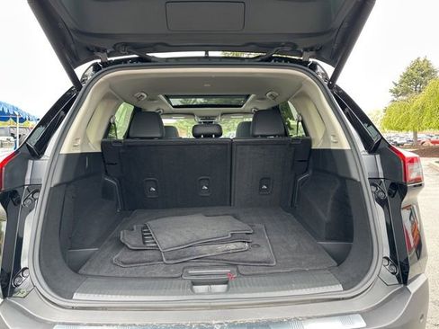 Certified 2023 Nissan Rogue SV w/ SV Premium B Package AWD/4WD image 17