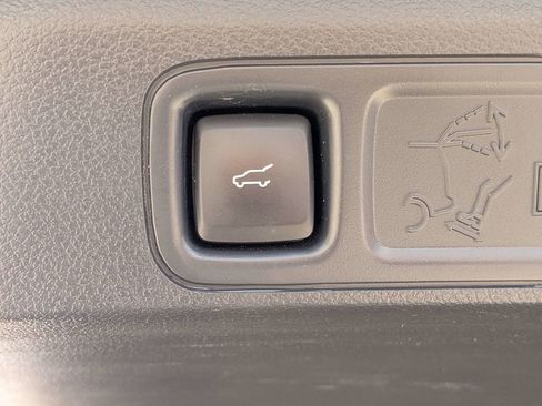 Used 2022 Lincoln Navigator Black Label AWD/4WD image 13