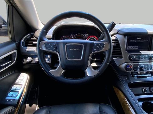 Used 2016 GMC Yukon XL Denali w/ Open Road Package AWD/4WD image 6
