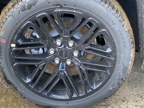 New 2026 Jeep Grand Wagoneer Limited image 3