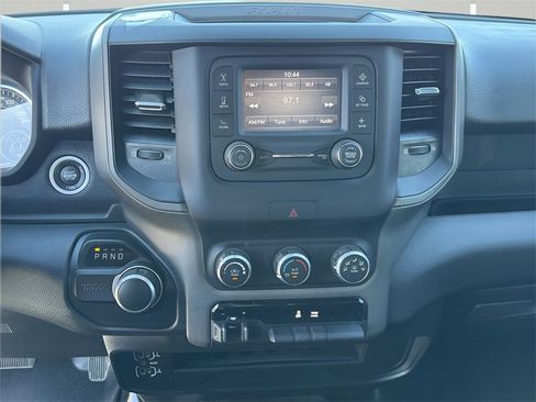 Used 2022 RAM 2500 Tradesman w/ Chrome Appearance Group image 12