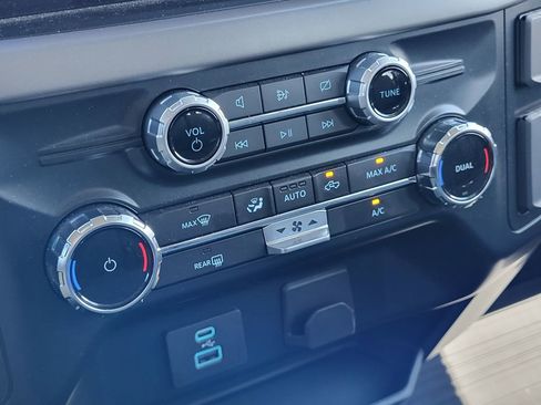 Used 2024 Ford F150 XLT image 18