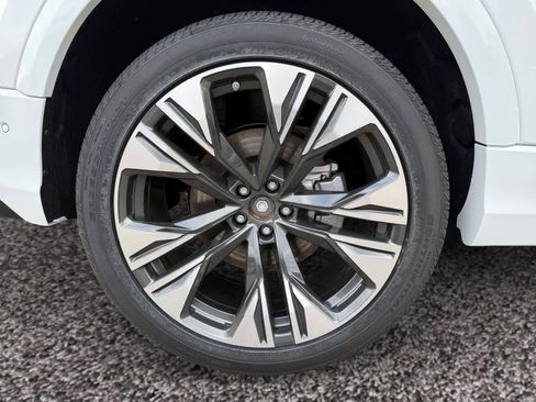 New 2026 Audi Q8 Premium Plus image 14