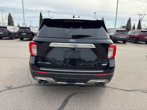 Used 2020 Ford Explorer Platinum w/ Premium Technology Package image 9