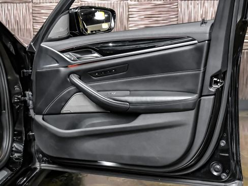 Used 2017 BMW 540i RWD image 46