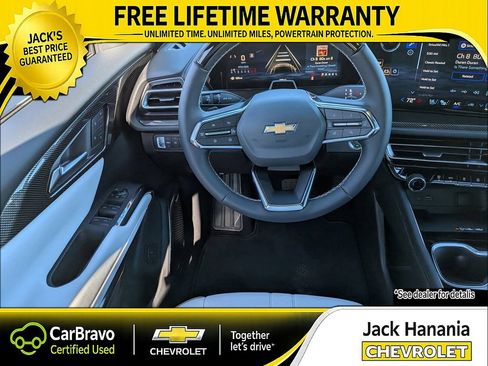 Certified 2026 Chevrolet Traverse High Country FWD image 17