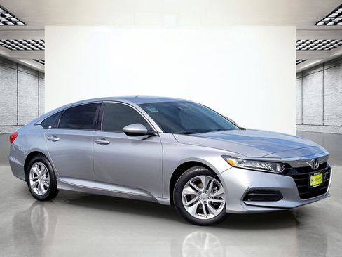 Used 2019 Honda Accord LX image 2