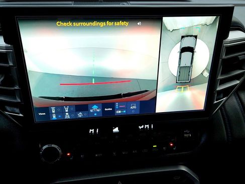 Used 2025 Toyota Tundra Platinum image 26