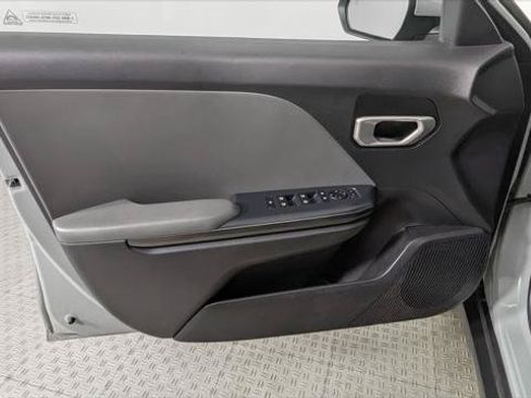 Used 2025 Kia K4 FWD image 13