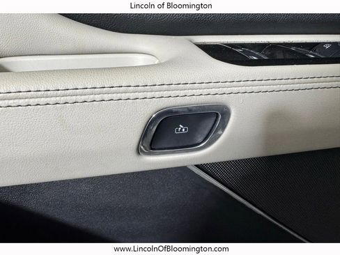 New 2026 Lincoln Aviator AWD image 26