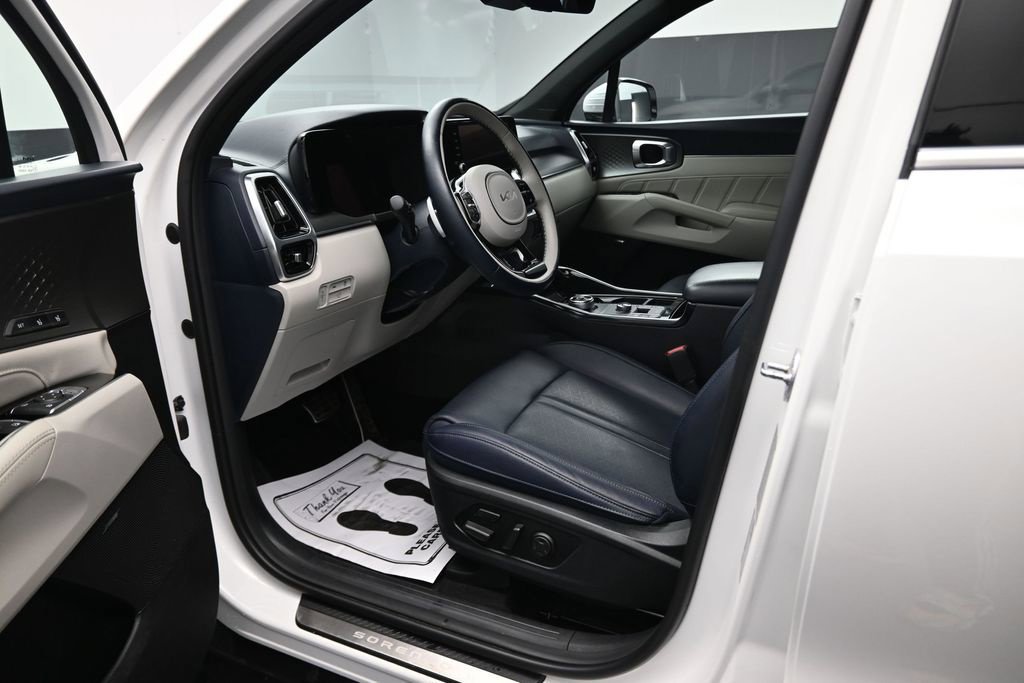 Used 2023 Kia Sorento SX Prestige AWD/4WD image 14