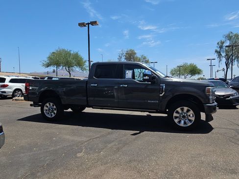 Used 2020 Ford F350 Platinum AWD/4WD image 4