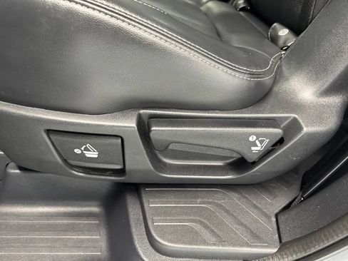 Used 2020 Subaru Ascent Limited w/ Technology Package AWD/4WD image 25