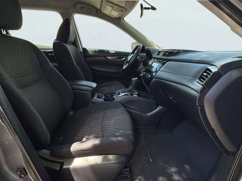 Used 2018 Nissan Rogue S FWD image 15