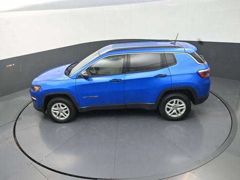 Used 2019 Jeep Compass Sport AWD/4WD image 18