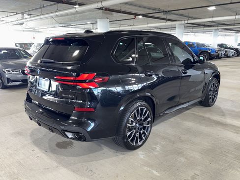 Used 2024 BMW X5 sDrive40i w/ M Sport Package RWD image 7