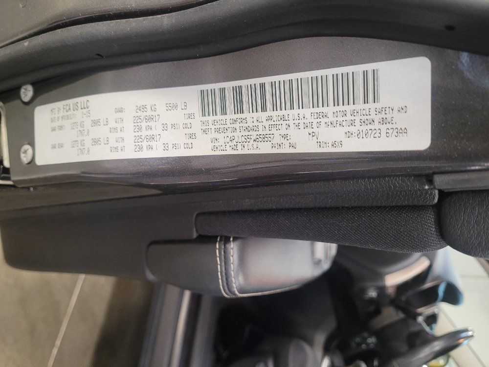 Used 2015 Jeep Cherokee Latitude FWD image 33