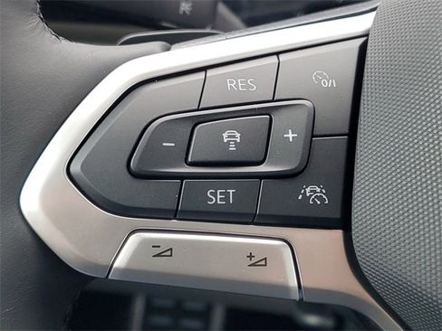 New 2025 Volkswagen Atlas SEL Premium R-Line image 28