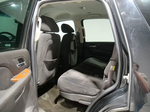 Used 2007 GMC Yukon SLE image 7