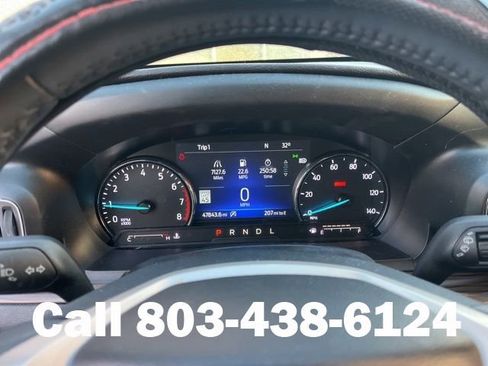Used 2023 Ford Explorer Limited w/ Limited Technology Package RWD image 22