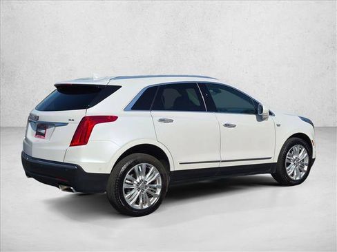 Used 2019 Cadillac XT5 Premium Luxury w/ Driver Assist Package FWD image 5