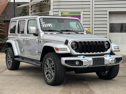 Used 2024 Jeep Wrangler High Altitude