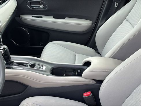 Used 2021 Honda HR-V EX image 24