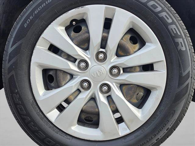 Used 2020 Kia Soul LX FWD image 9