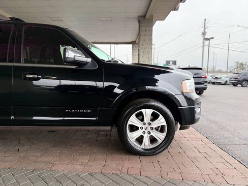 Used 2016 Ford Expedition Platinum AWD/4WD image 13