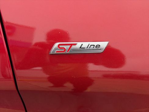 Used 2025 Ford Explorer ST-Line image 7