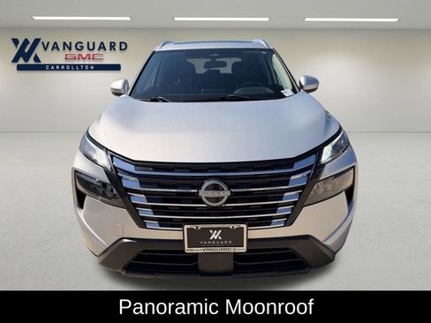 Used 2024 Nissan Rogue SV w/ SV Premium Package AWD/4WD image 7