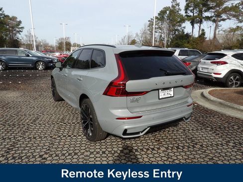 New 2026 Volvo XC60 B5 Ultra w/ Protection Package Premier image 8