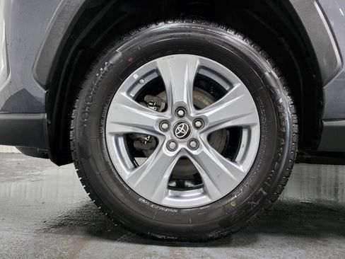 Used 2023 Toyota RAV4 LE AWD/4WD image 6