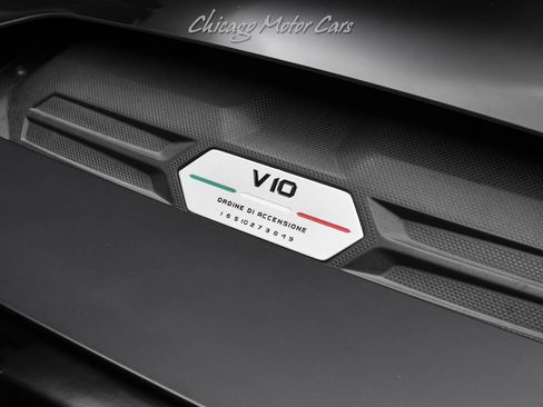 Used 2020 Lamborghini Huracan EVO image 37