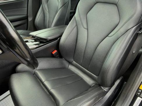 Used 2019 BMW 530i xDrive w/ Convenience Package image 20