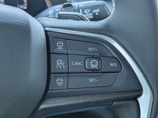 New 2026 Jeep Grand Cherokee Limited w/ Limited Altitude Package RWD image 31