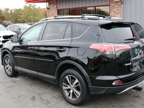 Used 2016 Toyota RAV4 XLE image 6
