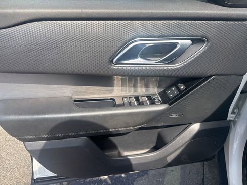 Used 2020 Land Rover Range Rover Velar R-Dynamic S AWD/4WD image 32