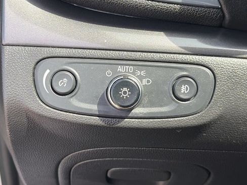Used 2020 Buick Encore Sport Touring AWD/4WD image 51