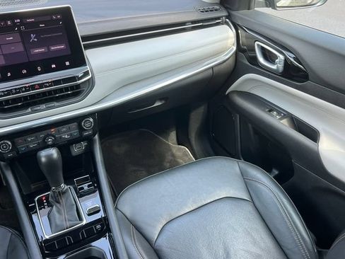 Used 2022 Jeep Compass Limited AWD/4WD image 28