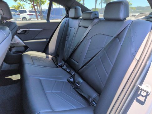 Used 2025 BMW i5 M60 w/ Premium Package AWD/4WD image 31