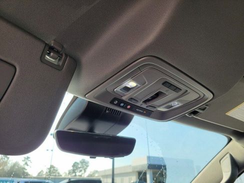 Used 2025 GMC Sierra 1500 Denali w/ Technology Package image 24