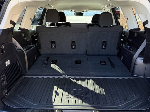 Used 2024 Subaru Ascent Premium w/ Convenience Package image 15