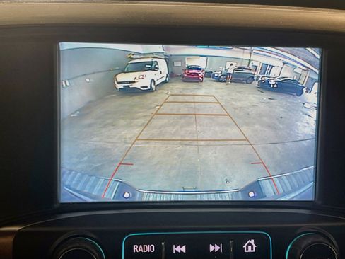 Used 2018 Chevrolet Silverado 2500 LT w/ LT Convenience Package AWD/4WD image 10