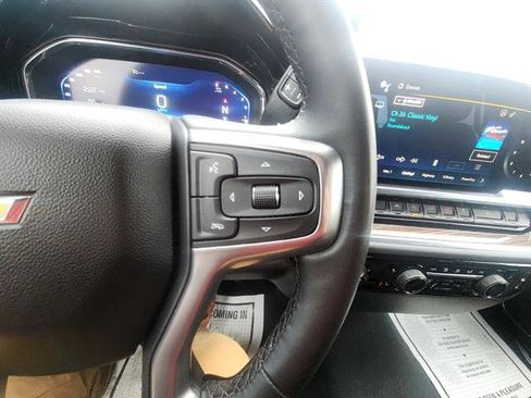 Used 2023 Chevrolet Silverado 1500 LT image 15