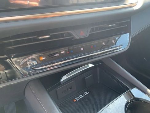 New 2026 Buick Envision Avenir AWD/4WD image 24