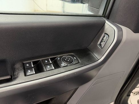 Used 2023 Ford F350 XLT AWD/4WD image 11
