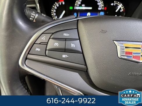 Used 2018 Cadillac XT5 Luxury w/ Driver Awareness Package AWD/4WD image 18