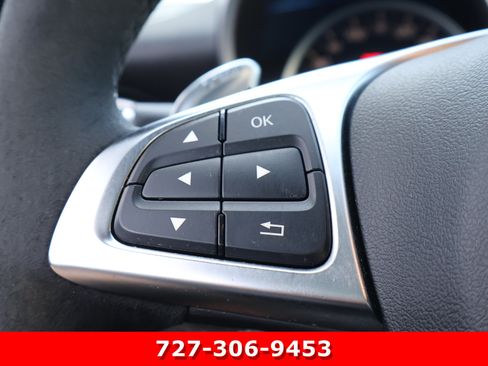 Used 2019 Mercedes-Benz SLC 43 AMG image 25