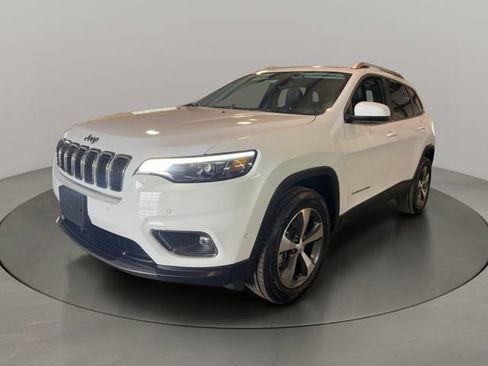 Used 2021 Jeep Cherokee Limited w/ Mopar Interior Package image 3
